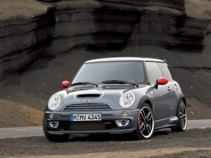 Mini Cooper S with JCW GP Kit 2006 года